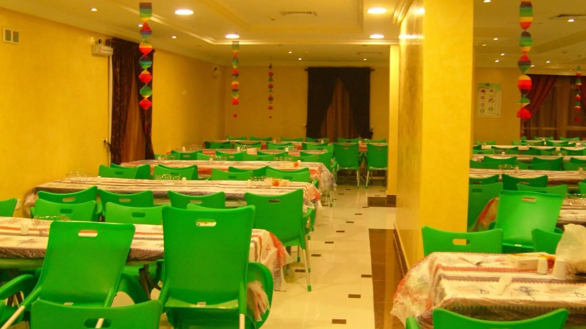 Qasr Al Azizia Hotel Mekka