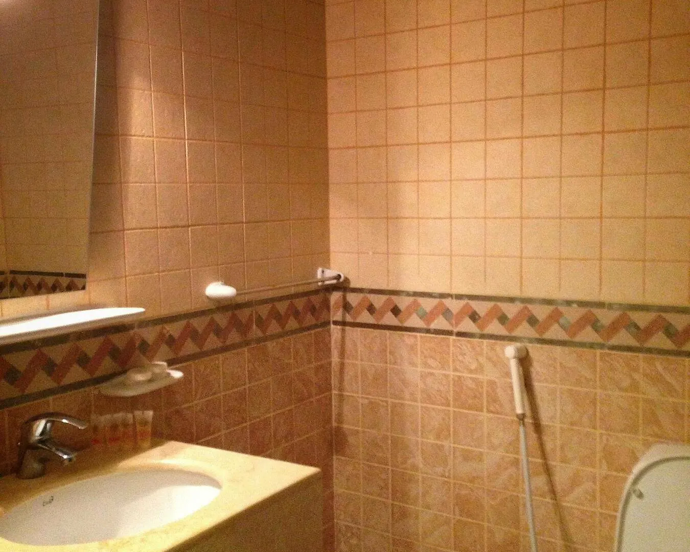 ***  Qasr Al Azizia Hotel Mecca Saudi Arabia